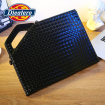 Korean version fashion genuine leather handbag male new envelope Bull Leather Casual Thin soft leather mens hand grab bag clip wave