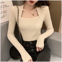 New Korean version of temperament fake two U-collar slim knitwear inside foreign-style light mature base shirt sweater women