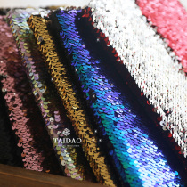 Two-color two-color two-sided fish scales sequin beads painting graffiti Net red wall background bag embroidery clothing fabric