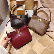 ITSK bag women's 2021 new Joker cowhide women's bag shoulder slung portable diamond chain bucket bag