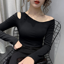 Net red beating undershirt woman inside lap 2020 autumn and winter foreign air repair t-shirt woman long sleeve sexy dew shoulder tight blouses