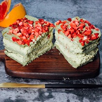 Net Red Snacks Strawberry Matcha Cake Box Yuzhi Matcha Hand-made High-value Gift Shun Feng