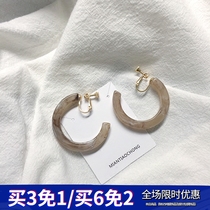 Cotton sliver insects autumn and winter ins Wind retro premium gray c-shaped gray camel retro earrings earrings ear clip earrings