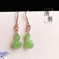 Yurun Yupin Hetian Jade Jasper Swan eardrop Russian apple green inlay 18K gold earring fashion trend