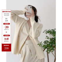 ICTS Fireworks in the world can only be tasted and the design is fake. Two-piece double-head zipper and one-button knitted sweater small jacket