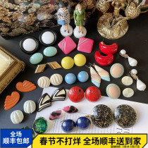 Western antique vintage earrings middle ancient acrylic European and American ins Hong Kong style retro all-match ear clip earrings c1