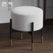 Ingenious Nordic light luxury makeup stool Household dresser stool Modern simple bedroom sofa stool Foot small chair