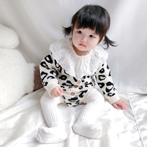 Korean childrens clothing baby sweater set female baby 0-1 year old 2 female baby knitted cardigan spring and autumn line clothes