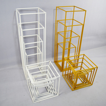 New wedding props Wrought iron geometric road guide Sen department wedding floral window decoration Welcome decoration box road guide