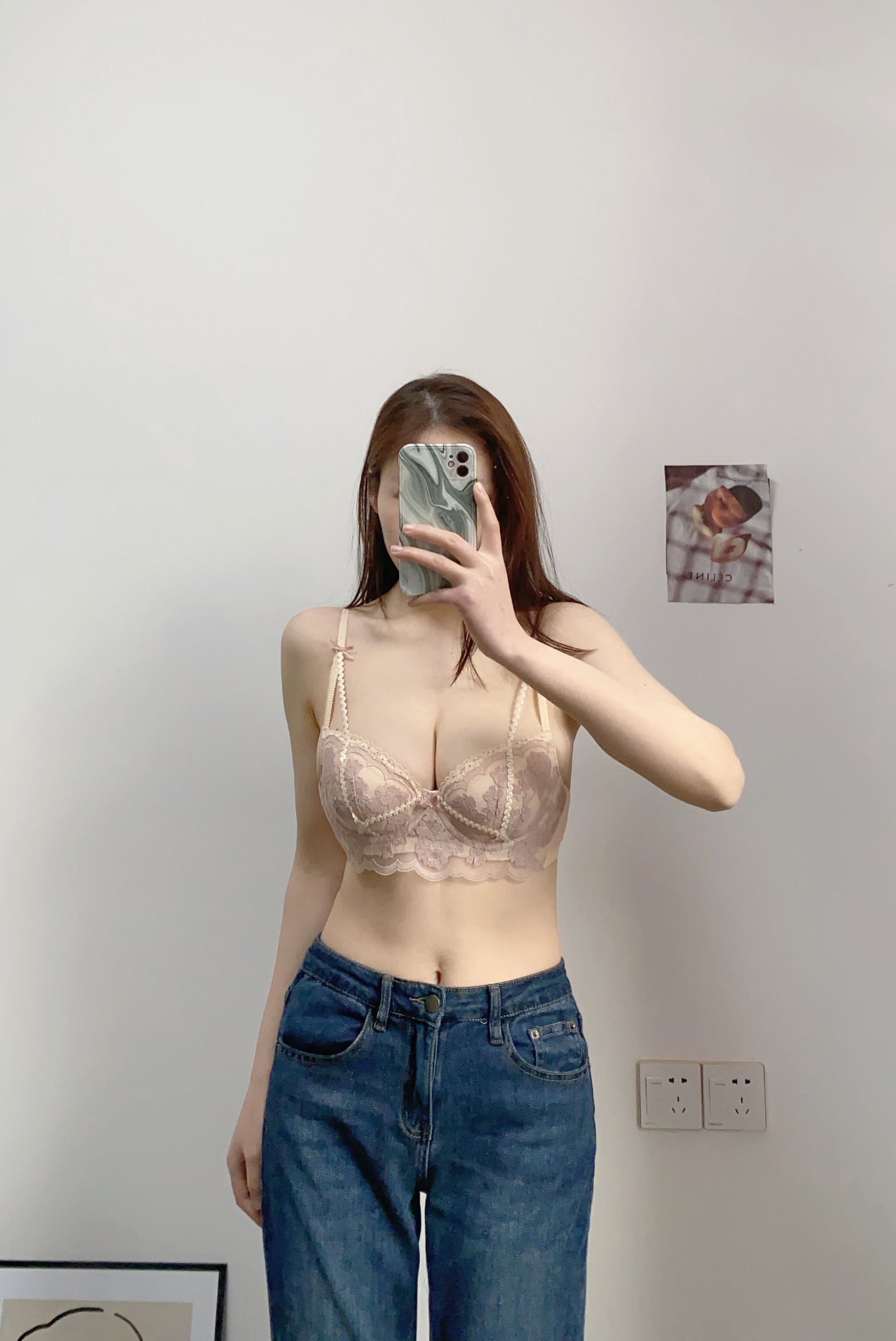 宝诗嫣法式小胸轻聚拢内衣 薄款白色蕾丝文胸 无钢圈舒适不勒 性感套装成套搭配