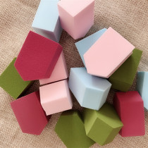 In the case of water sponge powder puff Small House beauty makeup egg makeup sponge dry and wet cotton matcha wine red