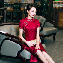 High-end heavy mulberry silk improved Burgundy wedding banquet silk dress Chinese style retro slim thin