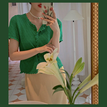 SYT Small Age Sensation Retro Agaric Side T-Shirt Woman Summer Elegant Classic Sashimi Button Knit Short Sleeve Blouse