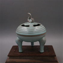 Song Ru kiln high three-legged smoker antiques antiques imitation old porcelain folk collectibles retro tea ceremony ornaments