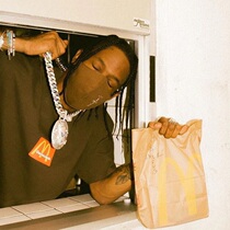 (Can be worn all year round) Travis Scott trendy men and women Net red dustproof breathable mask mask