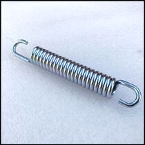 Applicable to New Continent Honda 125 straddle motorcycle center bracket spring support spring large bracket Spring