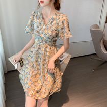 French floral Korean chic dress womens summer dress 2021 new little man temperament summer V collar skirt
