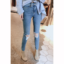 Hee-hee womans shop Europe station 2018 autumn new knee hole burrs small feet skinny jeans