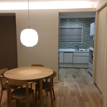 Nordic simple modern restaurant bar Danish creative designer glass ball bedroom bedside dining table small chandelier