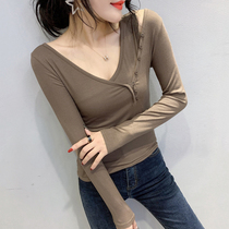 Europe station 2020 spring new sexy V-neck T-shirt womens long-sleeved off-the-shoulder Western style top wild tight base shirt