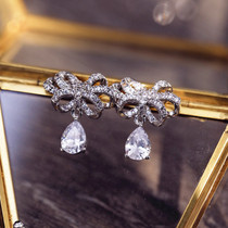 Short hair earrings earrings female simple wife Korean fresh earrings bride earrings short sparkle earrings