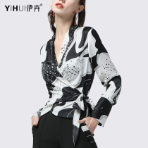 Autumn 2021 New chiffon shirt long sleeve top female v collar waist satin small shirt slim foreign style