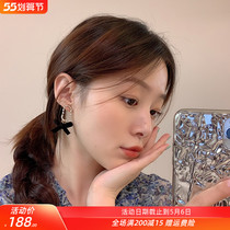 South Korean black butterfly knot earrings female autumn and winter style Delicate Temperament Plush 2022 New Tide Ear Nail Decoration