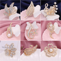 Butterfly Knot Chest Needle Day Series Fashion Creative Chest Flower Pins Pearl Water Drill Personality Small Crowdsourced Button Delicate Accessories