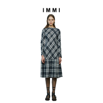 (Designer brand IMMI) temperament gray grid copper ammonia backless dress 191DS080X