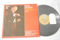 Bosskovski directs Strauss as a collection of Boskovsky EMI blackglue LP