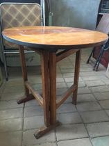  1980s solid wood side station table is a little shaky second-hand thrift nostalgic collection of film and television props