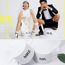 Korean creative couple wedding brigade photography props childrens photo photo English white wooden round stool stool
