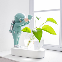 Creative Ins Wind Astronaut Hydroponic Plant Pendulum Pieces Glass Vases Living Room Home Adornment Desktop Small Ware