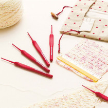 Japan imported tulip tulip Hiroshima crochet red Jade coral red crochet tool set