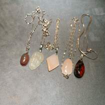 Guilin chicken blood jade dragon victory chicken blood stone natural jade lady pendant with s925 silver necklace