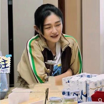 (Cherry France)sandro19 autumn big S with the same sports wind contrast color stitching jacket jacket M9790E