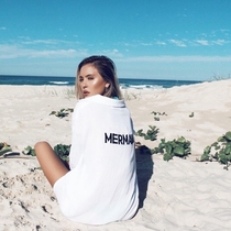 White shirt vacation seaside sunscreen clothing Long sleeve swimsuit jacket Bikini blouse womens beach outside the water