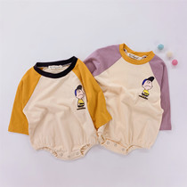 Korean version of loose-fitting clothes baby spring and autumn out cartoon cotton thin mens baby long sleeve triangle jumpsuit
