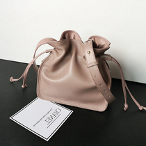 Gussen Slave Draws Rope Bucket Bag Genuine Leather Girl Bag Soft Leather Single Shoulder Bag Pure Cow Leather Korean Version Pure Color 100 Hitch Satchel Bag