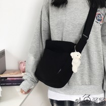  Hong Kong style literary messenger bag Female Korean student solid color canvas bag Female Japanese Harajuku college style girl small bag