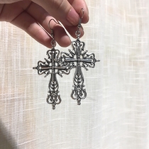 Cherry Euro retro palace style totem cross earrings geometric flower shape long exaggerated earrings ear clip