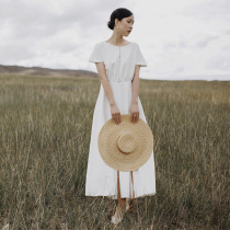 Light wedding dress female 2021 new bride French satin travel small dress Mori simple thin retro go out yarn