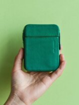 Lao Chen oneleather a leather cigarette box 20 portable Creative cowhide built-in lighter cigarette bag gift