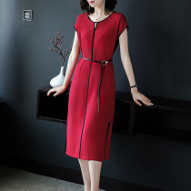 Mrs Gui Mrs Kuo Mrs dress high-end summer thin middle-aged age-reducing red skirt light mature Western style