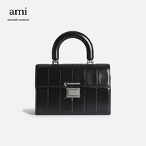 The AMI mens and womens classic designer Déjà-vu cowhide fashion one-shoulder cross-over bag
