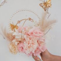 Korean eternal flower handmade custom permanent hand bouquet Crystal Rhinestone feather lace Pearl ring Princess scepter