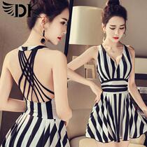 French DK swimsuit female conjoined steel TOKs small breasts to cover the slim and sexy swimsuit spa swimsuit