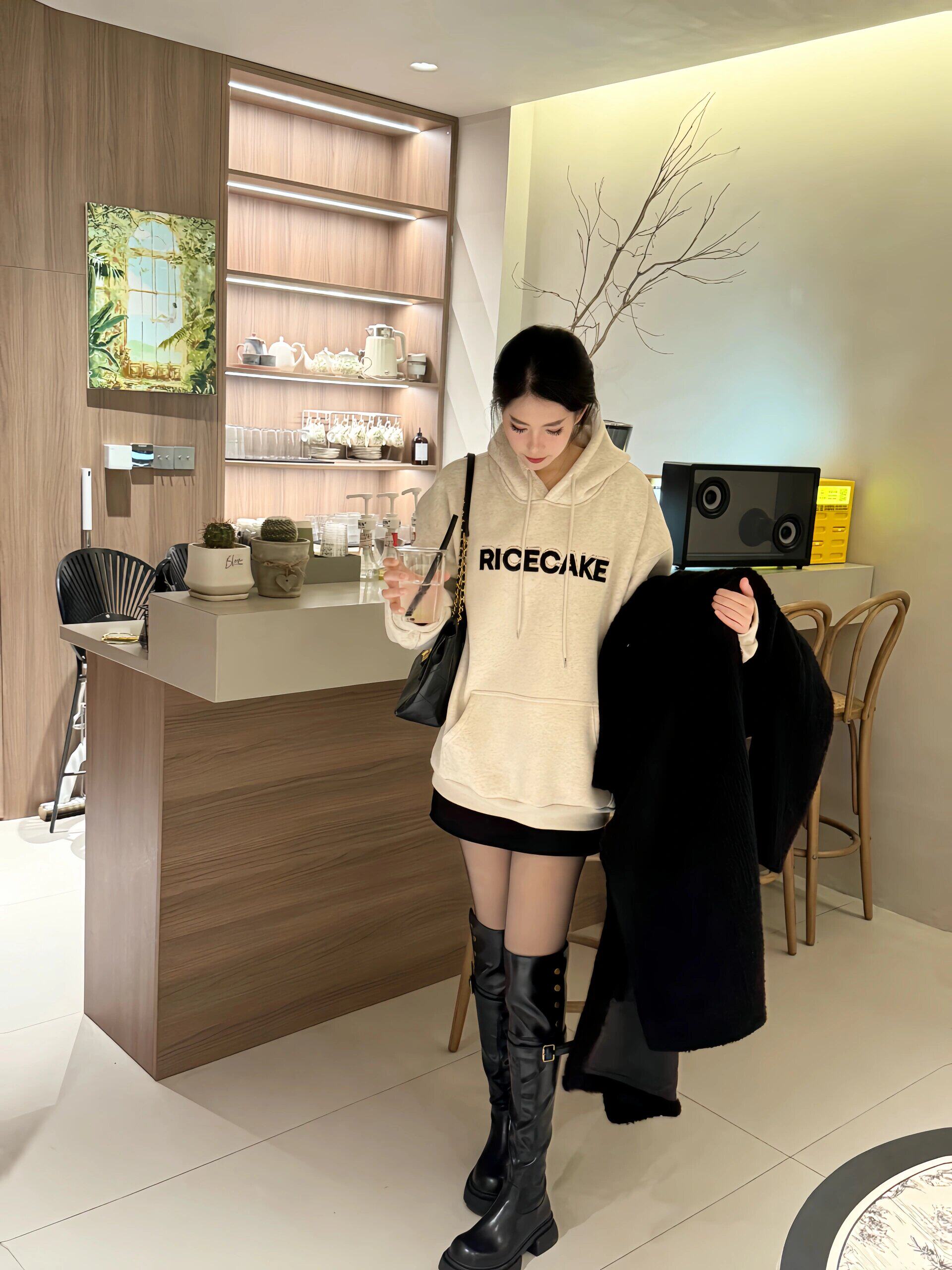 小野和子冬季黑丝光腿神器 加绒双层设计保暖不臃肿 替换装方便实用