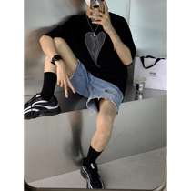 A super-valued clearance#2022年夏季时髦个性炸街爱心字母印花黑色圆领短袖T恤男 a long time off.