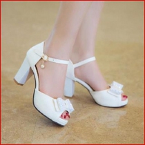 Womens mouth shallow Baiqing New thick buckle heel mouth sweet word 2018 with fish small new high heels summer sandals